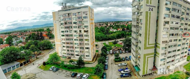  Продава Апартамент в гр. Карлово, снимка 1 - Aпартаменти - 47026099