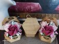 Дървена кутия със сапунени рози в розови нюанси