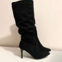 **НОВИ** стилни дамски ботуши на ток в черен цвят, размер 38, снимка 2