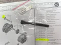 A02J409359**NEU** VAG**VW**AUDI **Болт специален**, снимка 2