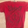Оригинарна тениска на Slipknot цвят малина, снимка 1
