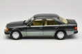 Mercedes-Brnz 230 E W124 1990 - мащаб 1:18 на Norev моделът е нов в кутия, снимка 5