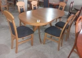 Комплект масивна разтегателна маса с 6 стола, снимка 1
