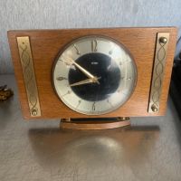 стар механичен настолен часовник , снимка 1 - Антикварни и старинни предмети - 45160751