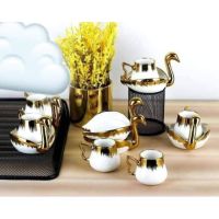 Луксозен порцеланов комплект от чаша и чинийка Лебед, снимка 1 - Чаши - 45770208