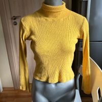 Късо дамско поло, снимка 1 - Блузи с дълъг ръкав и пуловери - 45285104