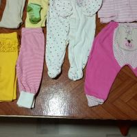 Лот бебешки дрешки , снимка 1 - Панталони и долнища за бебе - 45389629
