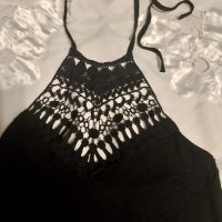 Черна рокля с бродерия , снимка 1 - Рокли - 45154348