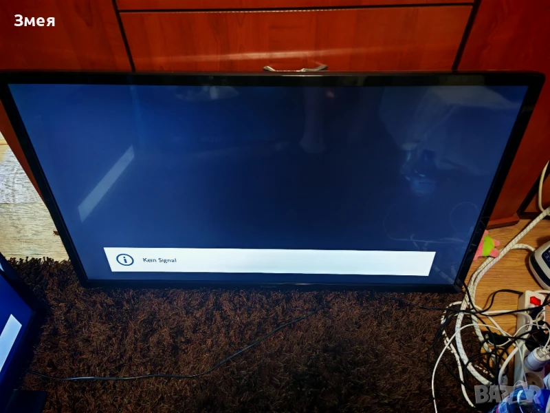 Смарт телевизор Philips 42 инча, снимка 1