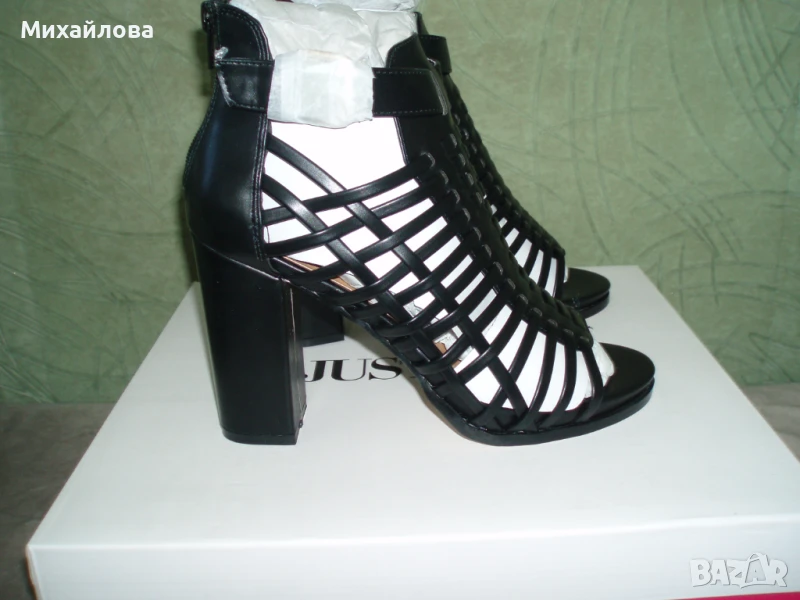 Страхотни сандали с удобен  дебел ток Нови с кутия., снимка 1