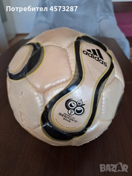 Футболна топка АДИДАС (ADIDAS) от СВЕТОВНОТО по ФУТБОЛ В ГЕРМАНИЯ 2006 ГОД., снимка 1