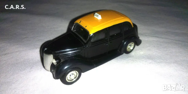 Amercom Ford V8 1950 Montevideo Taxi - Мащаб 1:43, снимка 1