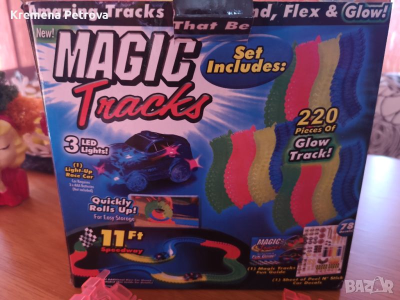 Огъваща се писта Magic Track e чудесен подарък. Комплекта садържа 220 части плюс една количка и стик, снимка 1