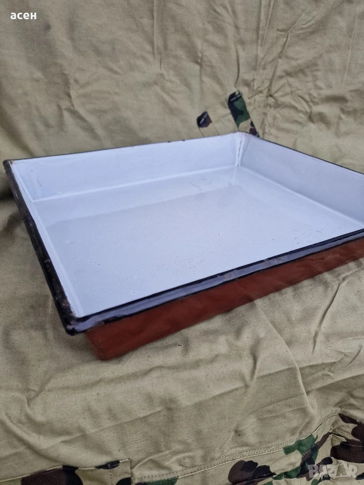 Емайлирани тави, снимка 1