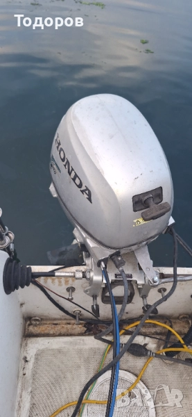 Извънбордов двигател Honda BF8 със стартер, щамбайн и документи., снимка 1
