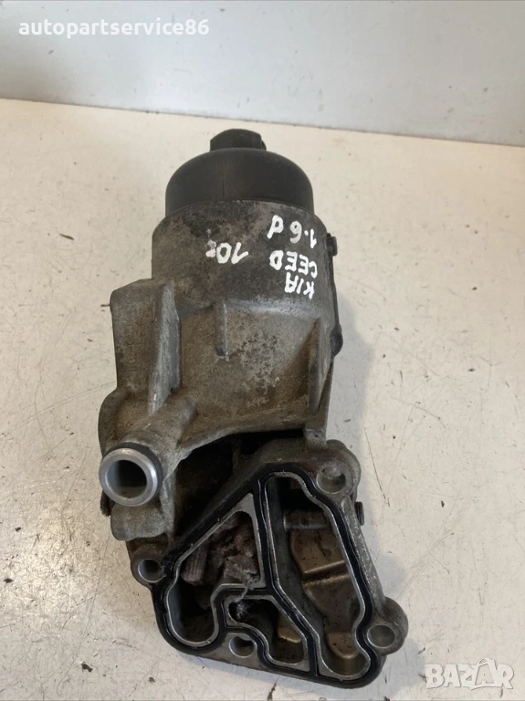 Корпус на маслен филтър за KIA Ceed 1.6 CRDi (2010), снимка 1