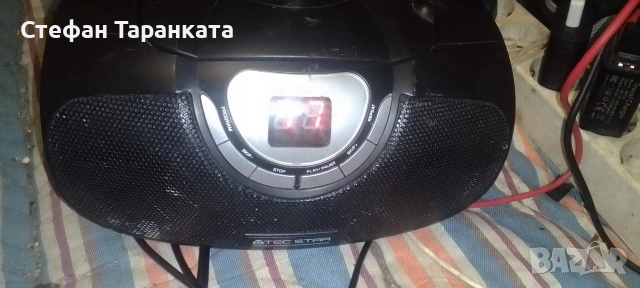 Аудио уредба със радио тунер и CD player 