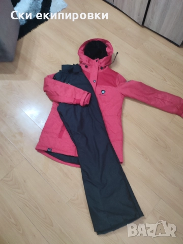 Дамска ски екипировка С размер , снимка 6 - Спортни екипи - 51844737