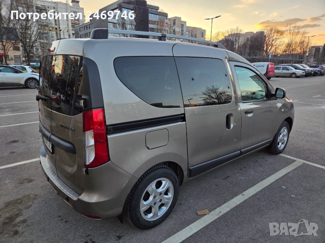Dacia Dokker 1.5 dCi 2015 г., снимка 13 - Автомобили и джипове - 53747528