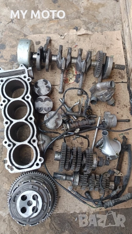 Части GSXR 600/750 Srad , снимка 13 - Части - 53832899