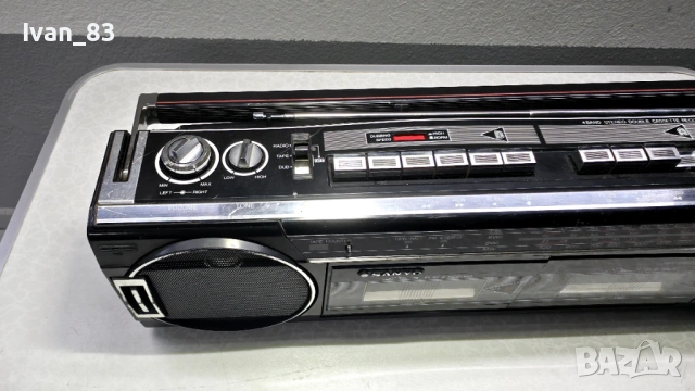 Радиокасетофон Sanyo m w700k, снимка 3 - Радиокасетофони, транзистори - 53948822