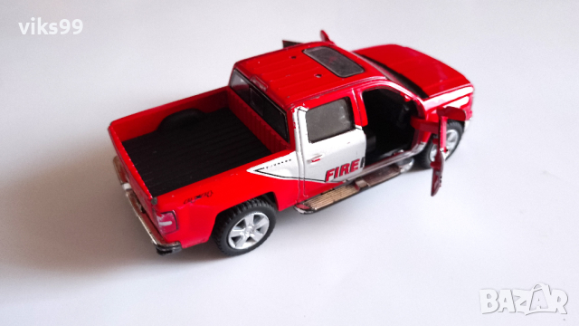 2014 Chevy Silverado Pick-Up Fire Dept Rescue - 1:46, снимка 6 - Колекции - 45069710