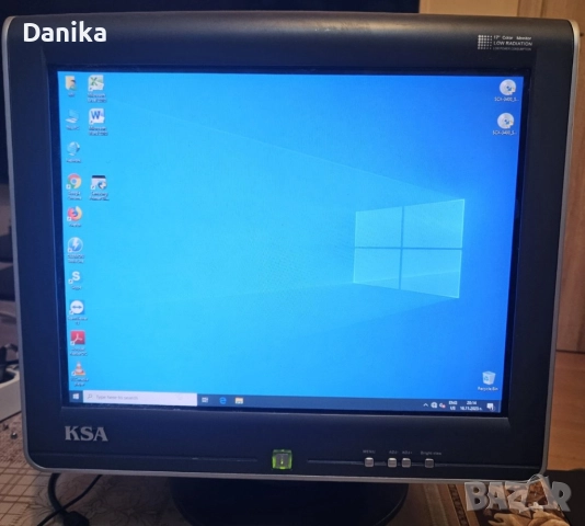 Ретро 17" Монитор KSA 785S плосък кинескоп CRT