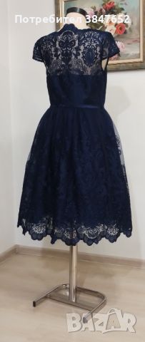 Абитуриентска рокля Chi Chi London M размер, снимка 3 - Рокли - 45202129