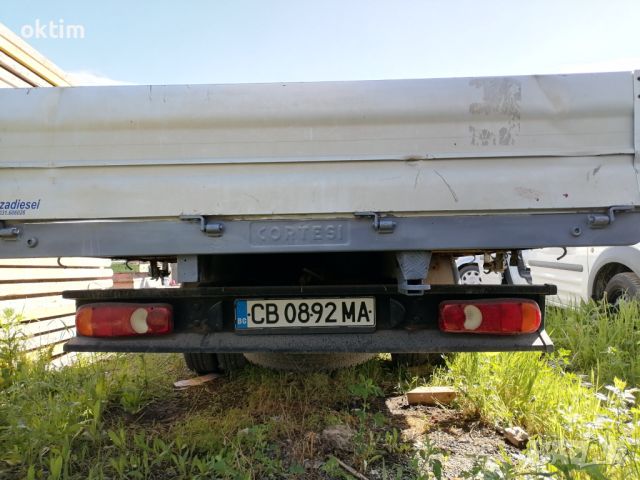 Продавам Nissan cabstar 2000 година с каросерия 4.70 м, снимка 12 - Бусове и автобуси - 43035712