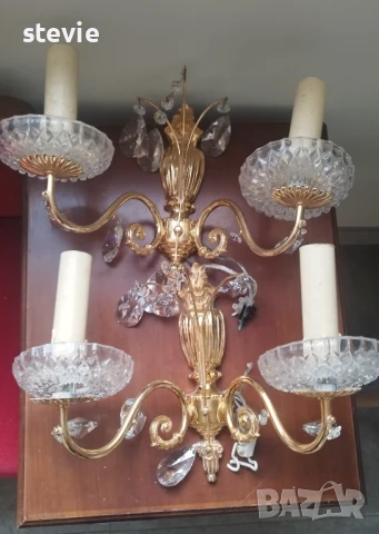 Луксозни  аплици за стена