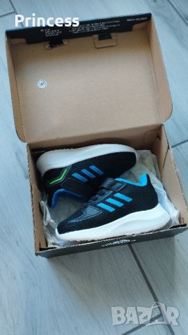 Детски маратонки Adidas 20 номер, снимка 5 - Детски маратонки - 45306745