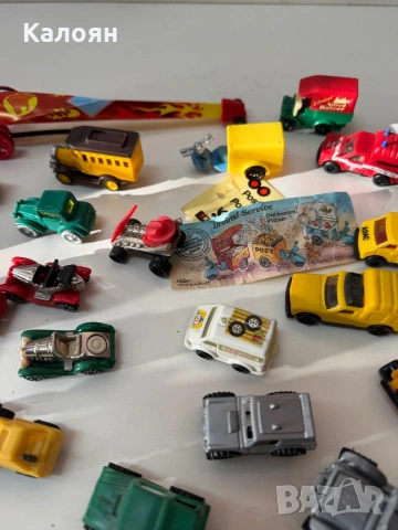 Kinder Surprise играчки лот колички, камиончета, мотори, снимка 7 - Колекции - 53097102