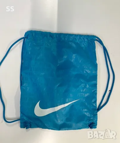 Оригинални мешки Nike, снимка 5 - Раници - 48082836