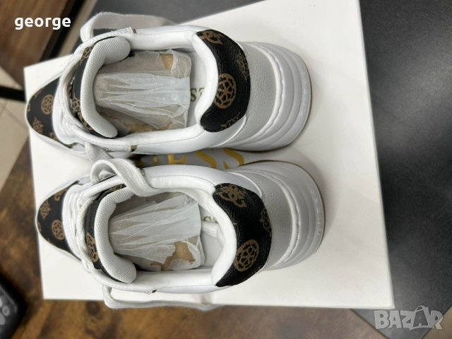 Маратонки Guess - 36 номер - нови, снимка 4 - Маратонки - 53510412