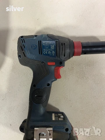 Акумулаторен безчетков перфоратор гайковерт BOSCH , снимка 7 - Винтоверти - 50465672