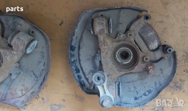 Предна Лява Главина VW Пасат 5 2бр. (1), снимка 3 - Части - 50248462