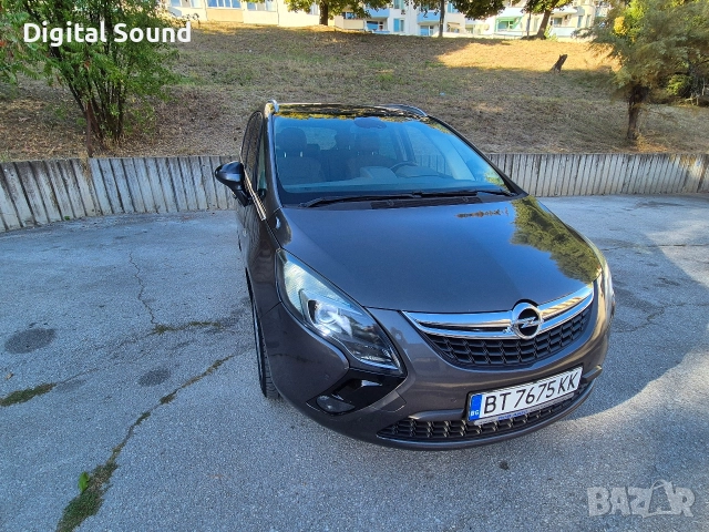 Opel Zafira C 2012г., снимка 4 - Автомобили и джипове - 52889764