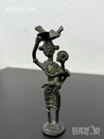 Индийска бронзова племенна фигура. №7497, снимка 2 - Антикварни и старинни предмети - 52064181