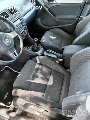 VW Golf 6 1.6TDI 90ks, снимка 8 - Автомобили и джипове - 51000929