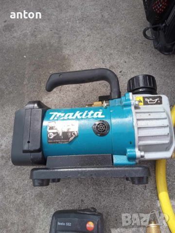 Акумулаторна вакуум помпа за климатици 18V / Makita DVP180Z /, снимка 1 - Други инструменти - 46286466