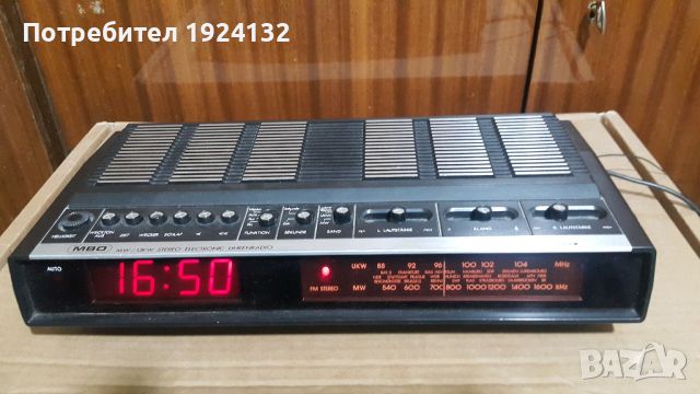 Ретро стерео радио часовник, снимка 2 - Аудиосистеми - 45003147