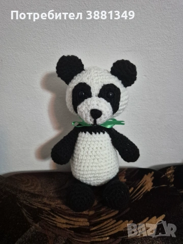 Ръчно изработена играчка - Панда