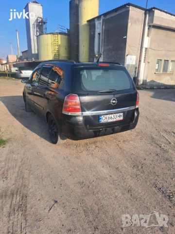 Opel zafira 2000d, снимка 4 - Автомобили и джипове - 53712740