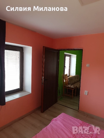 Къща в с. Крамолин, снимка 2 - Къщи - 51896013