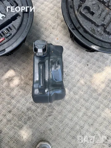 Реэервна гума и аксесоари эа мерцедес w220, снимка 3 - Гуми и джанти - 50333210