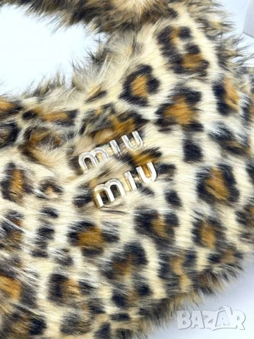 чанти Miu Miu , снимка 5 - Чанти - 50747186