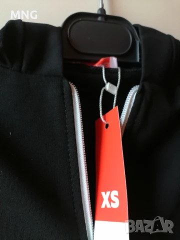 Спортни горнища с качулка