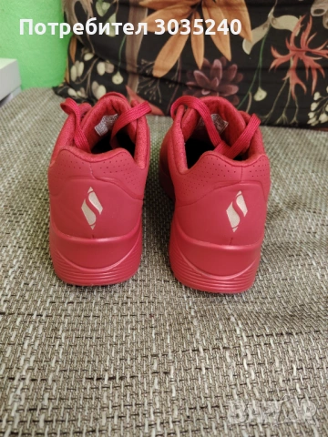 Дамски маратонки Skechers, снимка 3 - Маратонки - 53854220