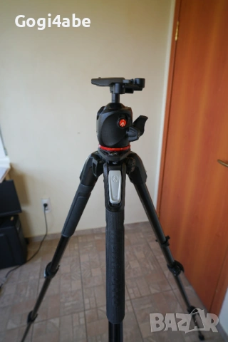 Статив Manfrotto с ябълковидна глава, снимка 3 - Чанти, стативи, аксесоари - 53878246