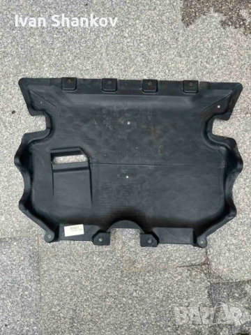 Кора под двигател Mercedes C ,GLC и др., снимка 2 - Части - 53900774